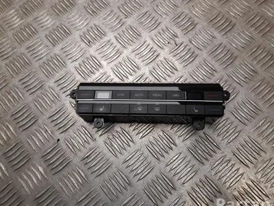 Volkswagen 760 907 426 A / 760907426A Touareg III CR 2019 Contrôle automatique de la climatisation - Image 1