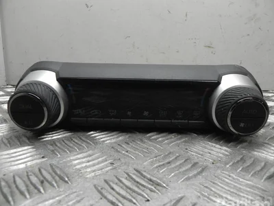 Toyota 75K607 RAV 4 V 2020 Contrôle automatique de la climatisation - Image 1