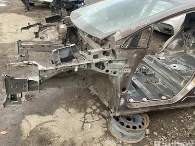 Toyota PRIUS PLUS (_W4_) 2015 Quart de corps Left Front - Image 1