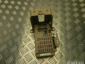 Subaru 82201FJ100 FORESTER (SJ) 2015 Boîte à fusibles