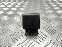 Mazda K3203 6 Estate (GH) 2012 Poignée