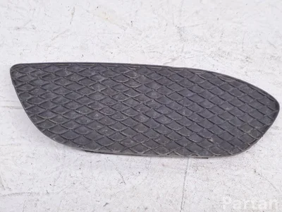 Mercedes-Benz A2058850723 C-CLASS (W205) 2016 Rejillas - Imagen 1