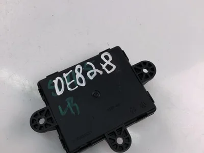 Volvo 31318963 S60 II 2013 Unidad de control de puertas - Imagen 1