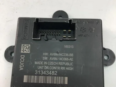 Volvo 31343482 V60 2013 Unité de commande pour porte - Image 1