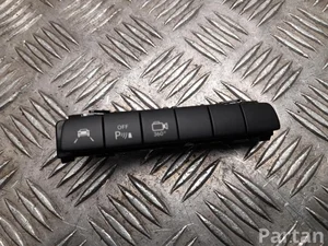 Mercedes-Benz A 205 905 84 09 / A2059058409 GLC (X253) 2016 Mehrfachschalter