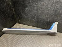 BMW 8737088 i4 (G26) 2024 Nakładka progu prawa strona