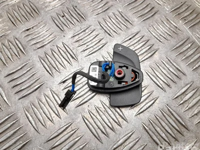 Mercedes-Benz A0999052001 Sprinter (907/910) 2023 Bouton multifonction pour volant - Image 1