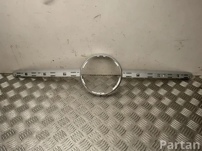 Mercedes-Benz A 218 885 13 23 / A2188851323 CLS (C218) 2018 Grotelės - Paveiksliukas 1