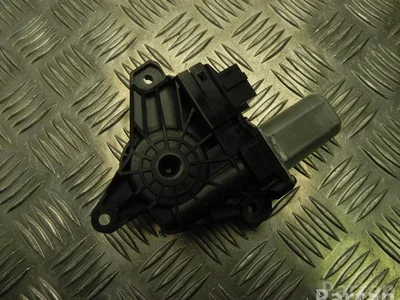 Mercedes-Benz C17544-100 / C17544100 C-CLASS (W205) 2015 Langų pakėlimo varikliukas kairysis galinis - Nuotrauka 1