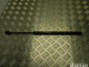 Mazda D65162620A 2 (DE) 2009 Ressort à gaz