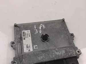 Renault 237109221R; 237105499R / 237109221R, 237105499R CLIO III (BR0/1, CR0/1) 2007 Unidad de control del motor