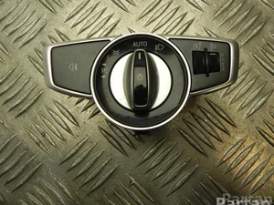 Mercedes-Benz A 205 905 60 00 / A2059056000 C-CLASS (W205) 2014 Interrupteur de lumière