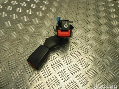 Mercedes-Benz A 205 860 04 69 / A2058600469 C-CLASS (W205) 2015 Boucle de ceinture de sécurité - Image 1