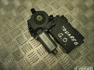 Volkswagen 3D0 959 794 F / 3D0959794F TOUAREG (7LA, 7L6, 7L7) 2008 Moteur de lève-vitre Right Rear