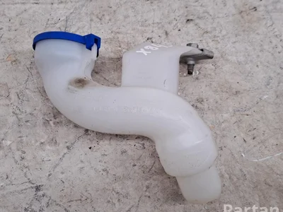 Ford LJ6B17C615BA Kuga III 2020 Réservoir d'eau de nettoyage - Image 1