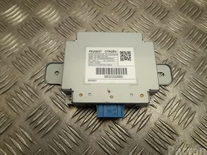 Peugeot 9832332880 508 SW II 2019 Unité de commande pour le contrôle du trappe de toit électrique