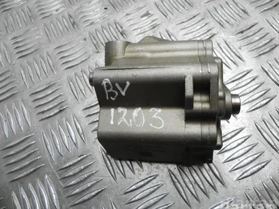 Ford USA F2GE-6600-AA / F2GE6600AA MUSTANG Convertible 2016 Pompe à huile - Image 1