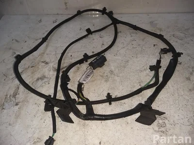Volvo 30786387 V60 2010 Park Assist Sensor - Image 1