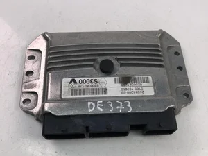 Renault 8200321263; 8200387138 / 8200321263, 8200387138 SCÉNIC II (JM0/1_) 2007 Unidad de control del motor