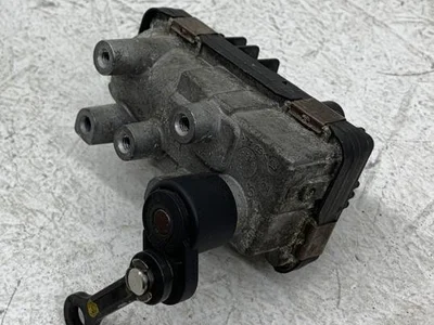 BMW 4933519411, 6NW01043004 3 Convertible (E93) 2013 Actionneur de turbocompresseur - Image 1