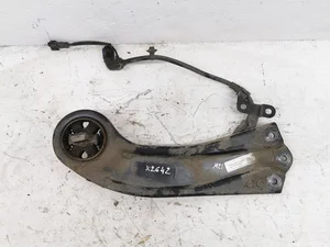 Hyundai 55270R2000 Tucson (NX4) 2022 Arrière levier de suspension incurvé