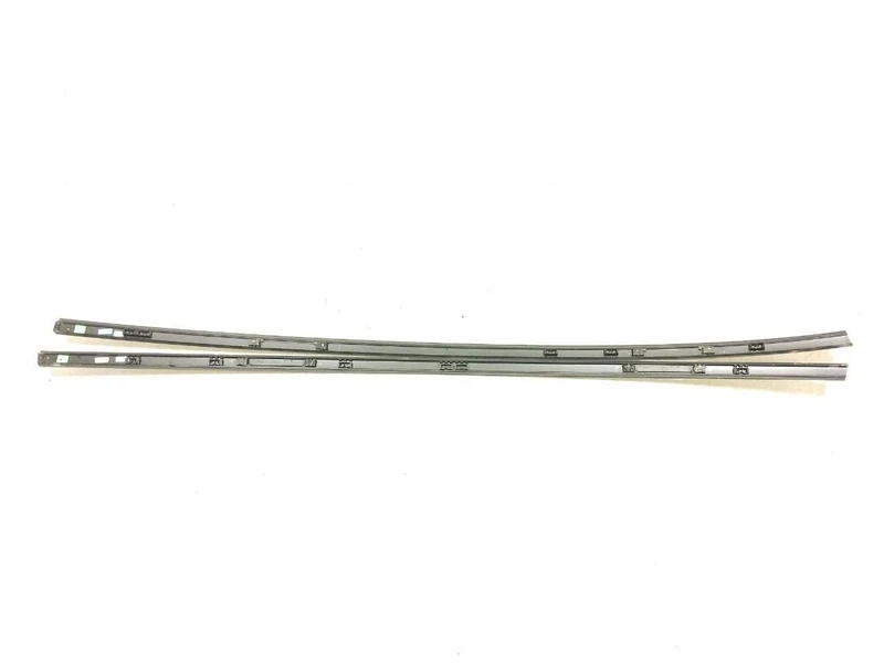 Molding 9J1854525 Porsche Taycan 2023 - €53