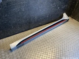 Kia 87753-J7700 / 87753J7700 PRO CEE'D  III (CD) 2021 Garniture de seuil 