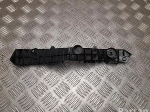 Toyota 52575-0D470 / 525750D470 Yaris Cross XP210 2023 Support pour pare-chocs Right Rear