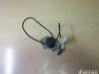 Chrysler 56038651AB 300 C (LX) 2008 Antenne - Image 1