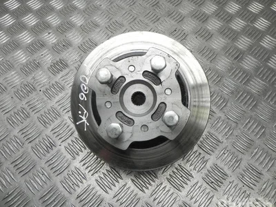 Ligier 81504A JS 60 2022 Logement de roulement de roue Left Front - Image 1