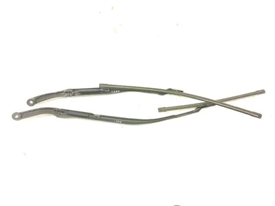 Maserati 670001642, 670007562 QUATTROPORTE VI 2014 Bras d'essuie-glace Left Front Right Front complect - Image 1