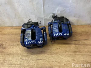 BMW 5 (G30) 2021 Bremssattel hinten rechts hinten links