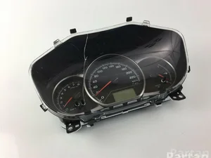 Toyota 83800-0UB10 / 838000UB10 YARIS (_P13_) 2015 Tableau de bord