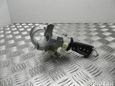 Toyota 89783-0F030 / 897830F030 VERSO (_R2_) 2015 cylindre de serrure pour allumage - Image 1