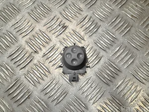 Mercedes-Benz A1679057901 GLE (W167) (2019 ...) 2019 Interrupteur de réglage du siège Right Front