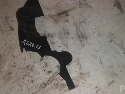 Volvo 30646977 V50 (MW) 2005 Couvert de moteur - Image 1