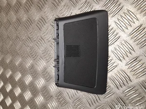 Tesla 1516779-00-C / 151677900C MODEL 3 2022 Cadre