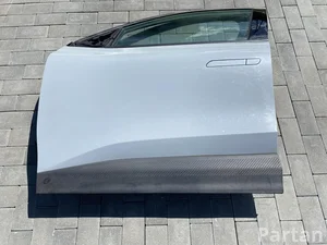 Renault MEGANE E 2024 Drzwi z przodu z lewej