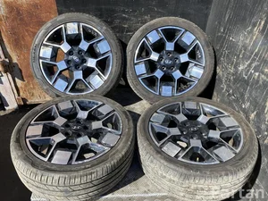 Hyundai 52910-HF400 / 52910HF400 Kona II 2024 Alufelgen Satz R19 EJ 7.5 ET51 5x114.3