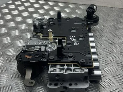 Mercedes-Benz A0009011705, 2127300041, R7252778601 C-Class estate (S206) 2022 Unité de contrôle pour boîtes de vitesses automatiques - Image 1