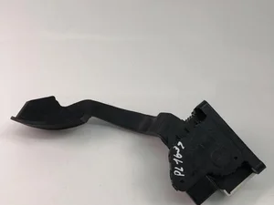 Opel 13305804 CORSA D 2009 Accelerator Pedal