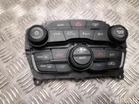 Dodge P68293608AE CHALLENGER купе 2019 Панель управления автом.сист. кондиционера