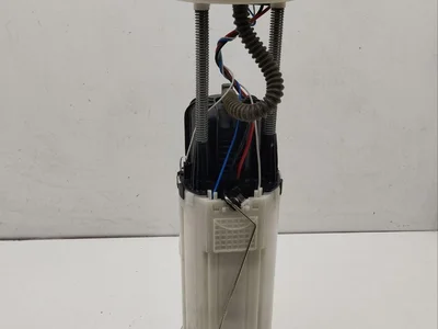 Chevrolet 23475178 CORVETTE (C7) 2016 Pompe d'alimentation - Image 1