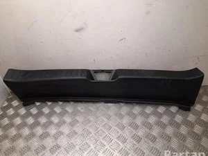 Mazda DFR5-6889X / DFR56889X CX-30 DM 2022 Couvercle pour porte-cadenas