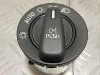 Maserati QUATTROPORTE VI 2014 Переключатель света