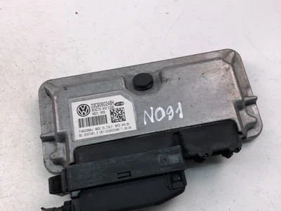 Seat 03C906024BH IBIZA IV (6J5, 6P1) 2009 Unité de contrôle moteur - Image 1