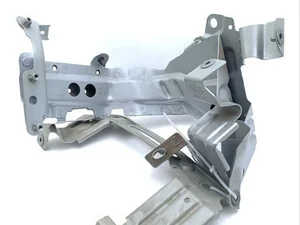 Audi 4H8821132A, 4M8821432, 4M8821168 Q8 (4MN, 4MT) 2021 Support d'aile à droite