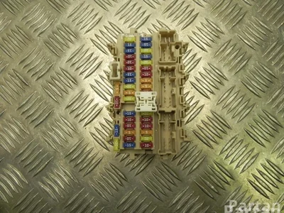 Nissan 4EB0C QASHQAI II (J11, J11_) 2018 Boîte à fusibles - Image 1