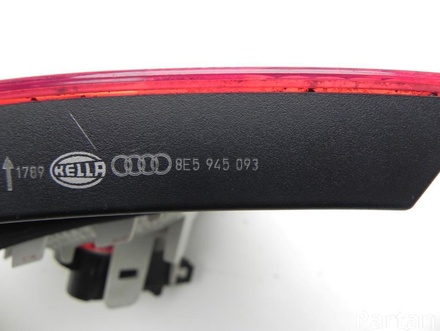 AUDI 8E5 945 093 / 8E5945093 A4 (8EC, B7) 2005 Taillight Left