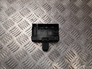 Škoda 5Q4959392P Octavia Mk4 2022 Unité de commande pour porte Right Front